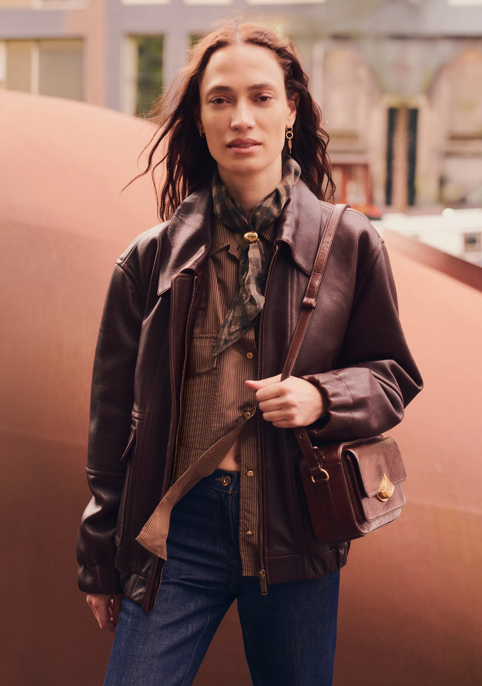 SESSÚN marca francesa de ropa de mujer con un estilo casual, femenino y minimal