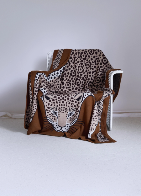 INOUI EDITIONS marca francesa de pañuelos y complementos diseñados a mano