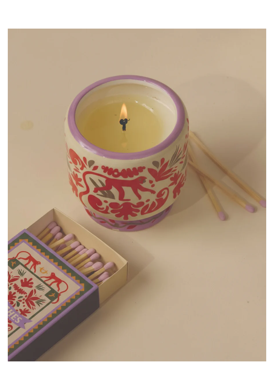 PADDYWAX marca de velas artesanales pensadas para contar historias a través del aroma y el diseño.