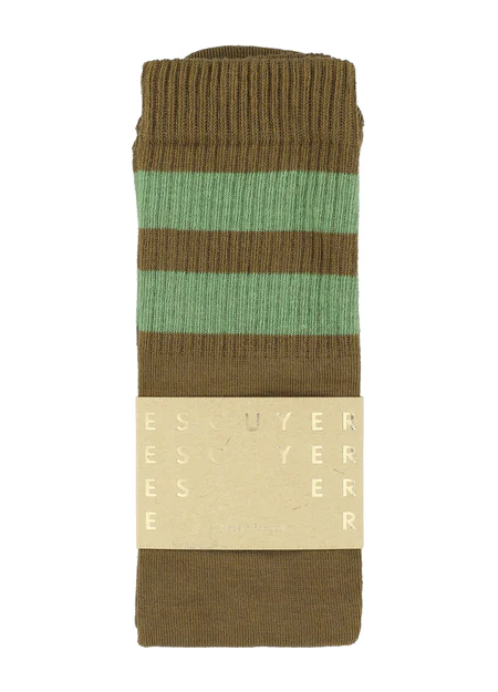 ESCUYER es una marca portuguesa de calcetines de algodón con cómodos e imprescindible para tu día a día.