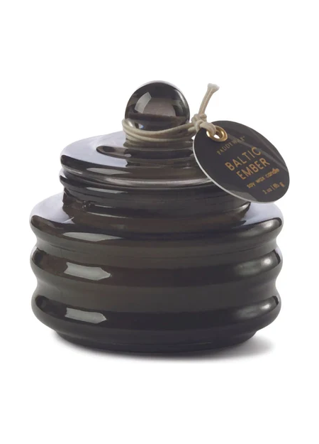 PADDYWAX marca de velas artesanales pensadas para contar historias a través del aroma y el diseño.