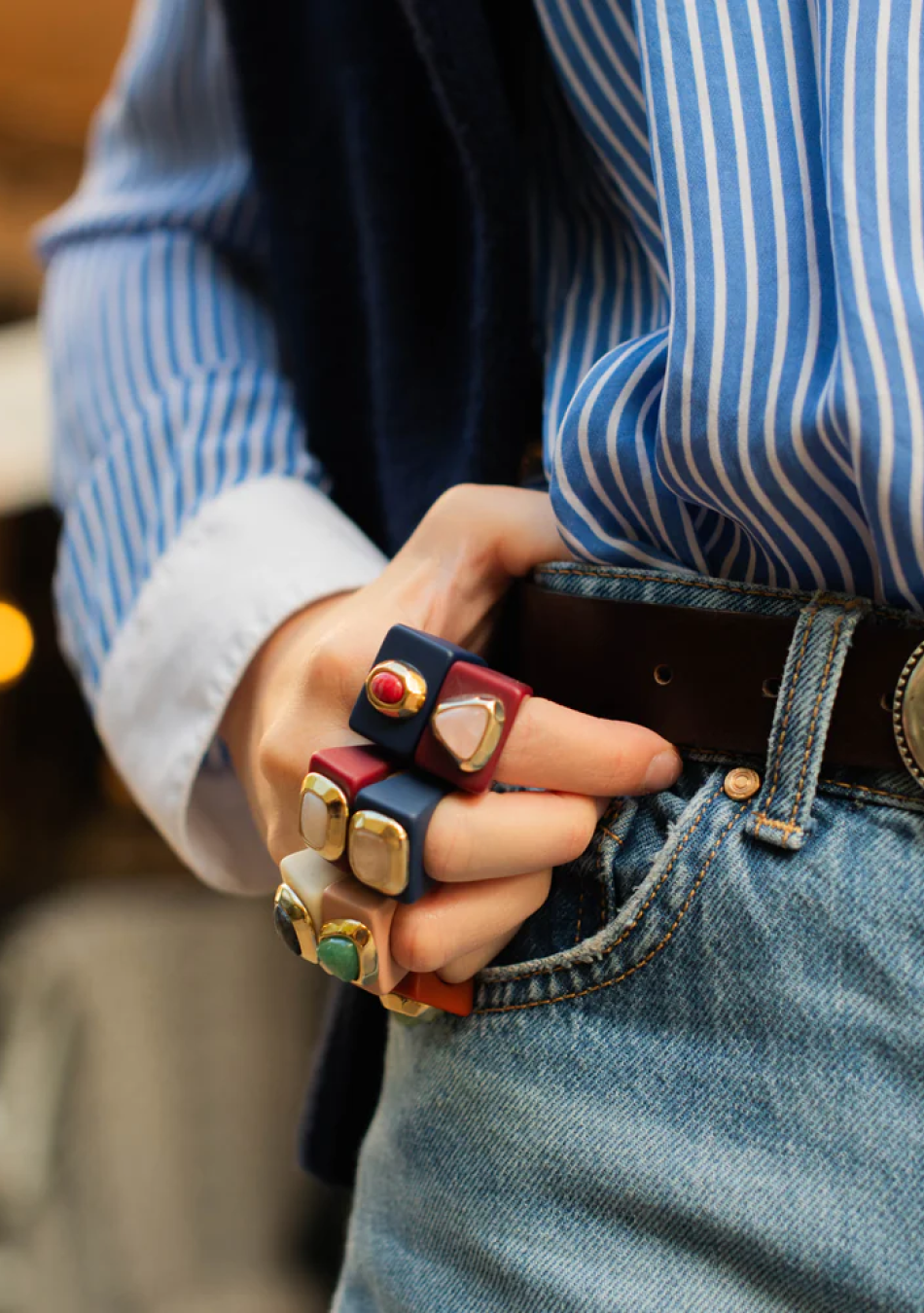 ÉMOLO es una marca de bisutería artesanal sostenible, hecha a mano en El Palmar, Murcia, con materiales premium y producción loc