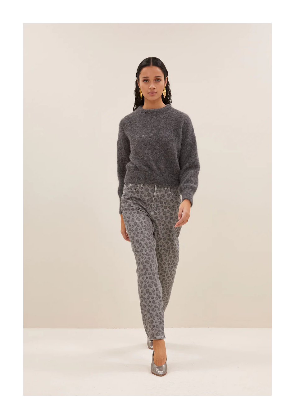 BY BAR marca nórdica de mujer con un estilo casual y dinámico