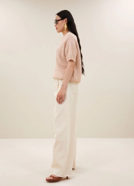 By Bar marca de estilo nórdico para una mujer dinámica y muy femenina 2