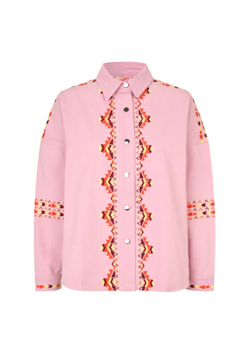 LOLLYS LAUNDRY es una marca de Copenhague de prendas diseñadas para adaptarse a ti, con colores y detalles únicos