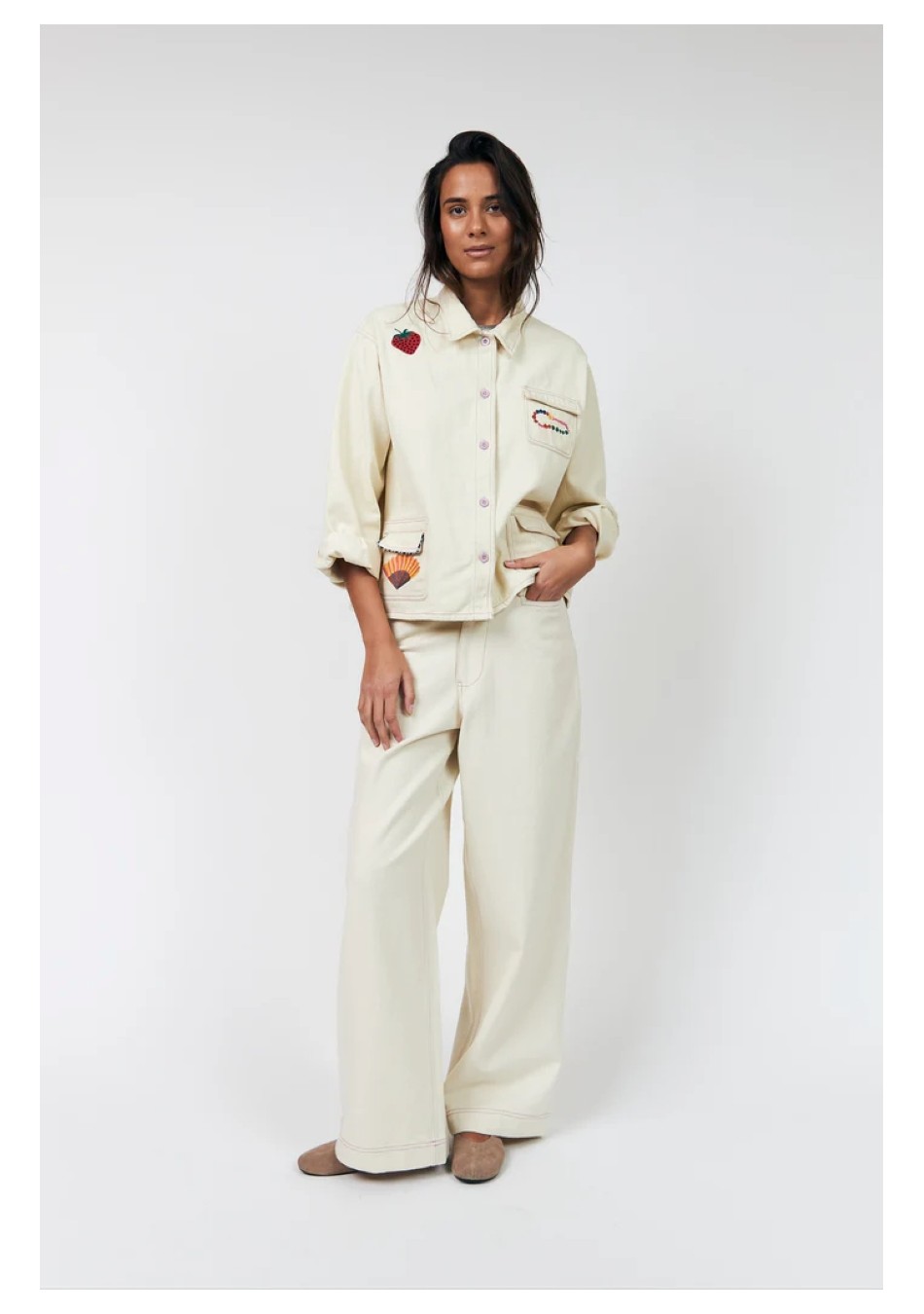 LOLLYS LAUNDRY es una marca de Copenhague de prendas diseñadas para adaptarse a ti, con colores y detalles únicos