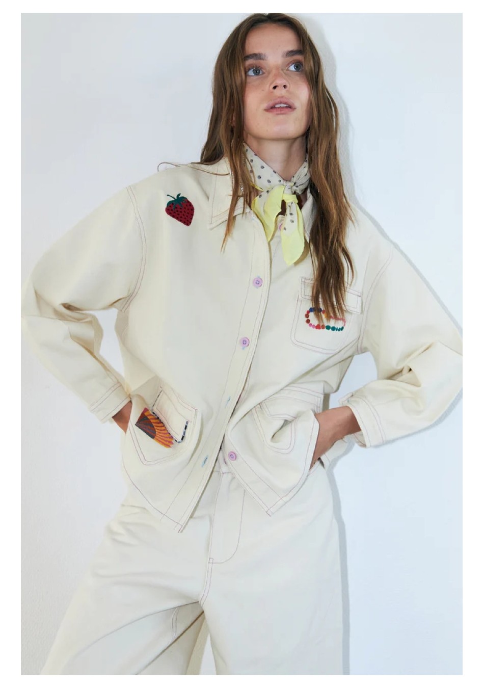 LOLLYS LAUNDRY es una marca de Copenhague de prendas diseñadas para adaptarse a ti, con colores y detalles únicos