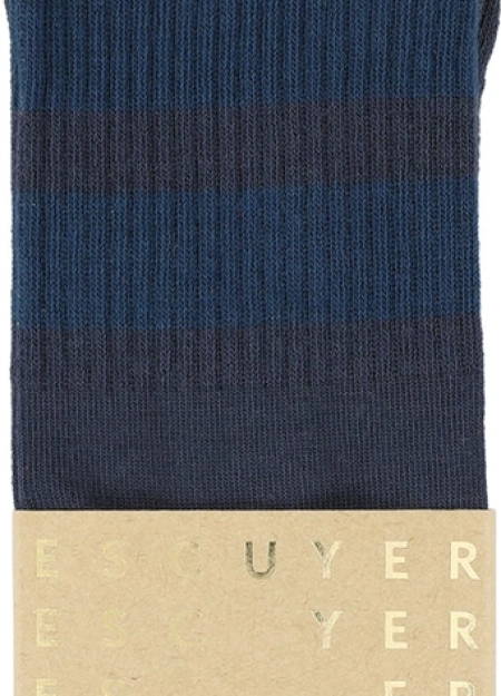 ESCUYER es una marca portuguesa de calcetines de algodón con cómodos e imprescindible para tu día a día.