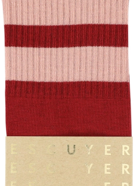 ESCUYER es una marca portuguesa de calcetines de algodón con cómodos e imprescindible para tu día a día.