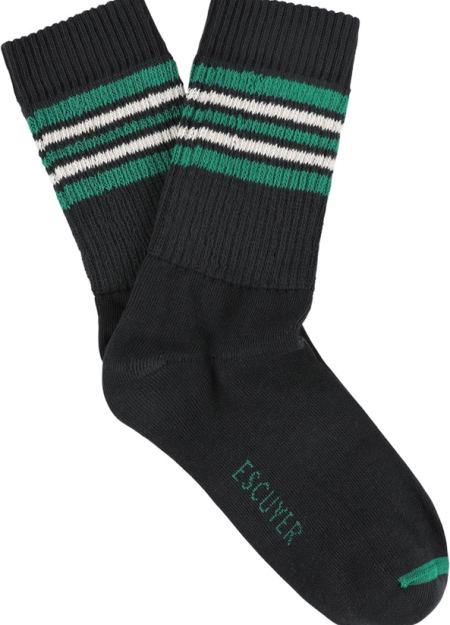 ESCUYER es una marca portuguesa de calcetines de algodón con cómodos e imprescindible para tu día a día. 2