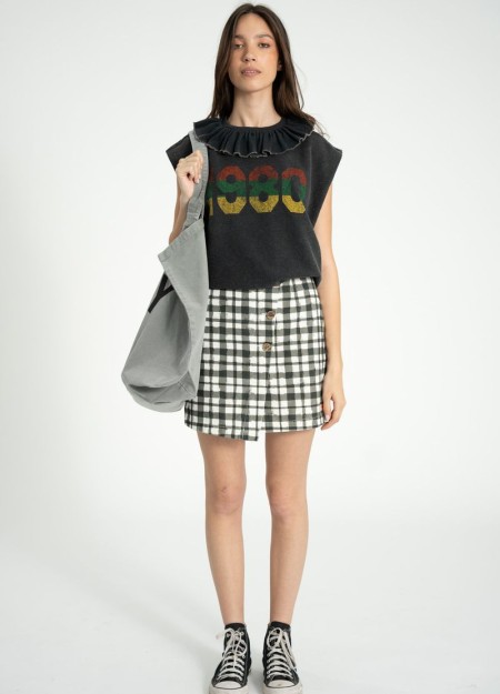 SISTER DEPARTMENT marca de ropa de mujer hecho en Portugal, camisetas con diseños dinámicos y cómodos