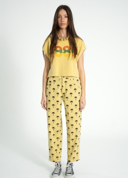 SISTER DEPARTMENT marca de ropa de mujer hecho en Portugal, camisetas con diseños dinámicos y cómodos