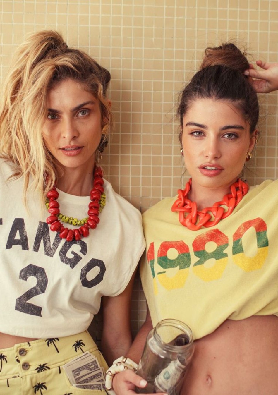 SISTER DEPARTMENT marca de ropa de mujer hecho en Portugal, camisetas con diseños dinámicos y cómodos