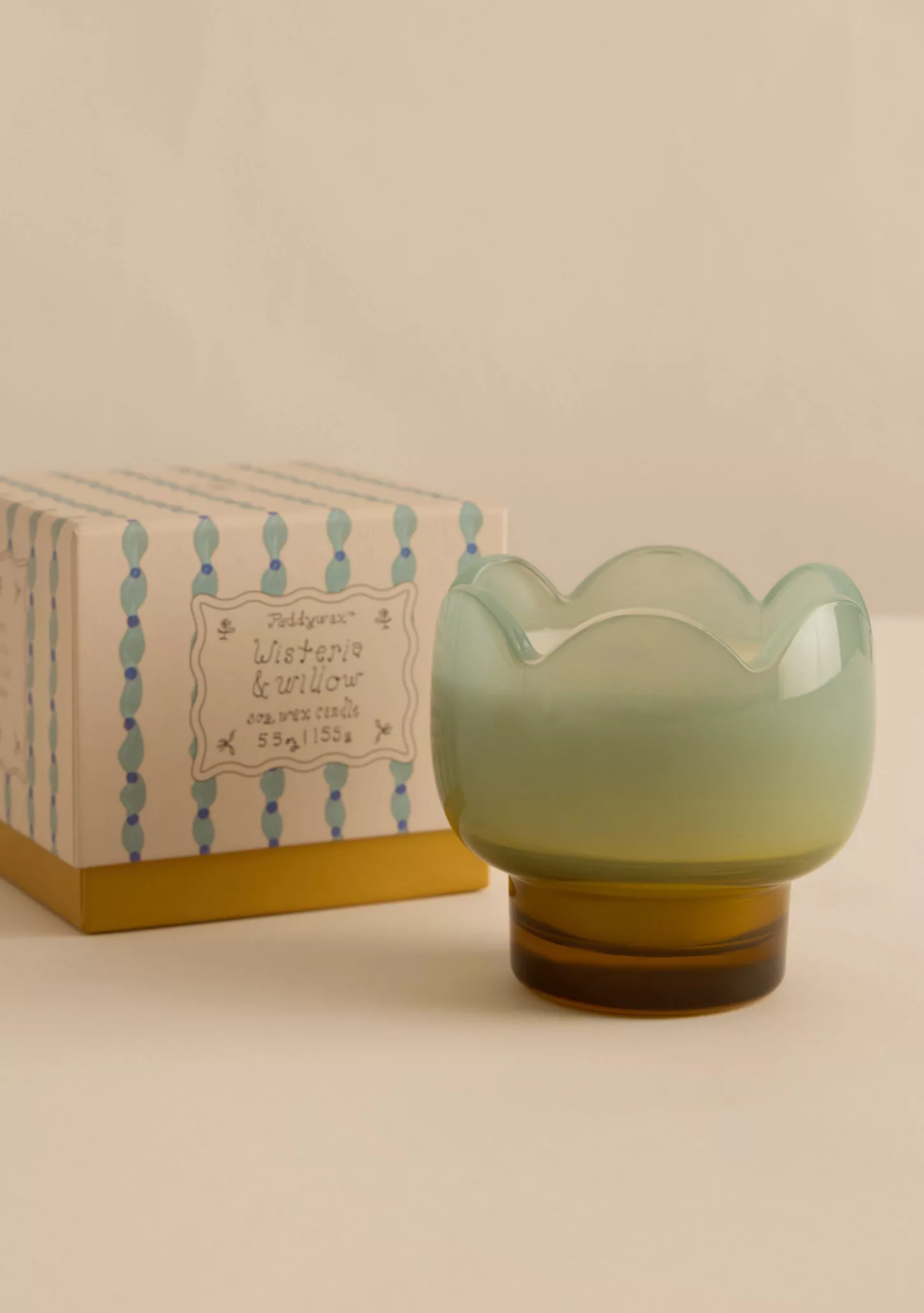 PADDYWAX marca de velas artesanales pensadas para contar historias a través del aroma y el diseño.