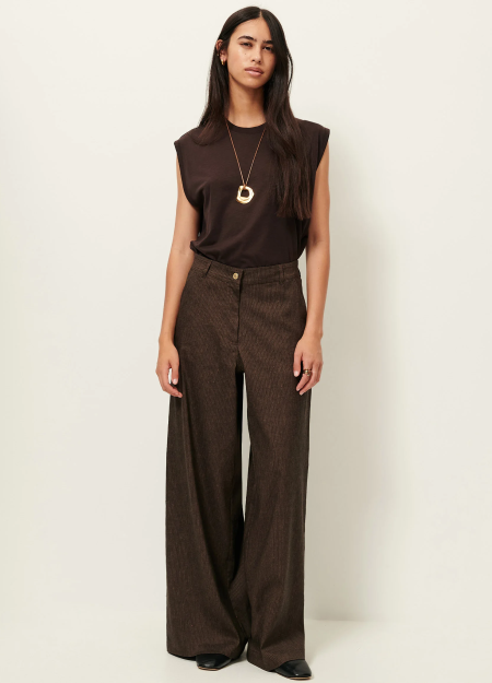 SESSÚN marca francesa de ropa de mujer con un estilo casual, femenino y minimal