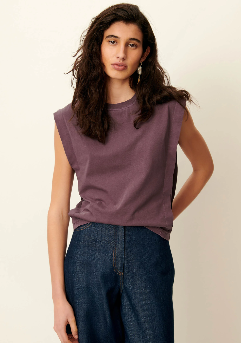 SESSÚN marca francesa de ropa de mujer con un estilo casual, femenino y minimal