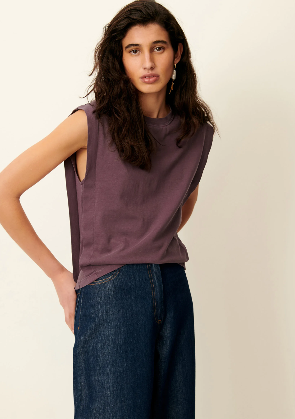 SESSÚN marca francesa de ropa de mujer con un estilo casual, femenino y minimal