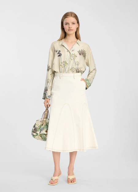 MUNTHE es una marca danesa que combina arte, artesanía y diseño contemporáneo con gran atención al detalle.