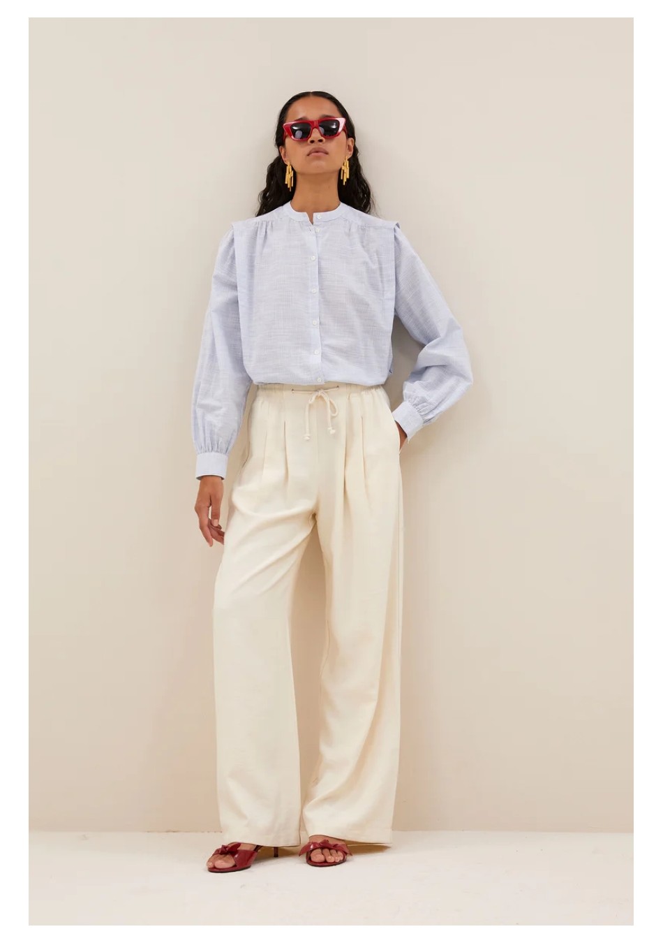 By Bar marca de estilo nórdico para una mujer dinámica y muy femenina