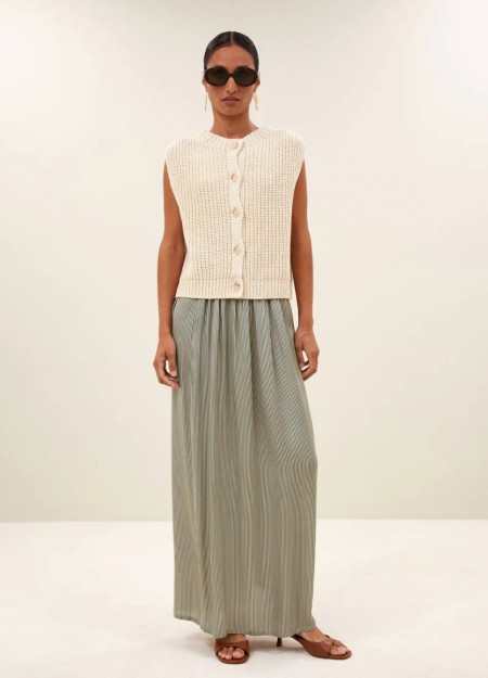 By Bar marca de estilo nórdico para una mujer dinámica y muy femenina