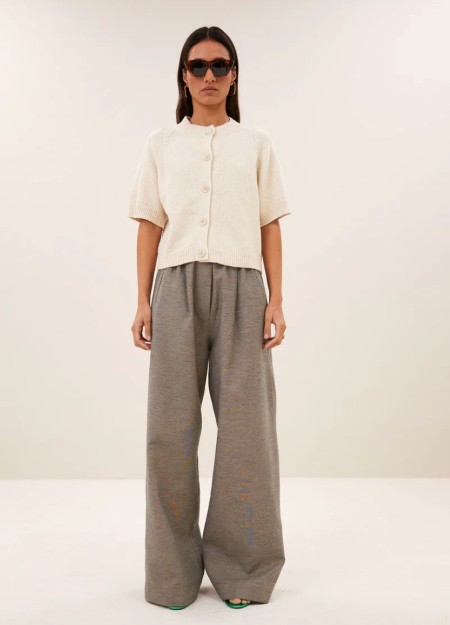 By Bar marca de estilo nórdico para una mujer dinámica y muy femenina 2