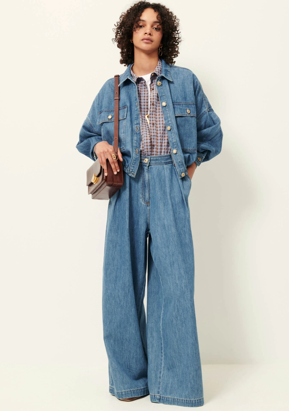 SESSÚN marca francesa de ropa de mujer con un estilo casual, femenino y minimal