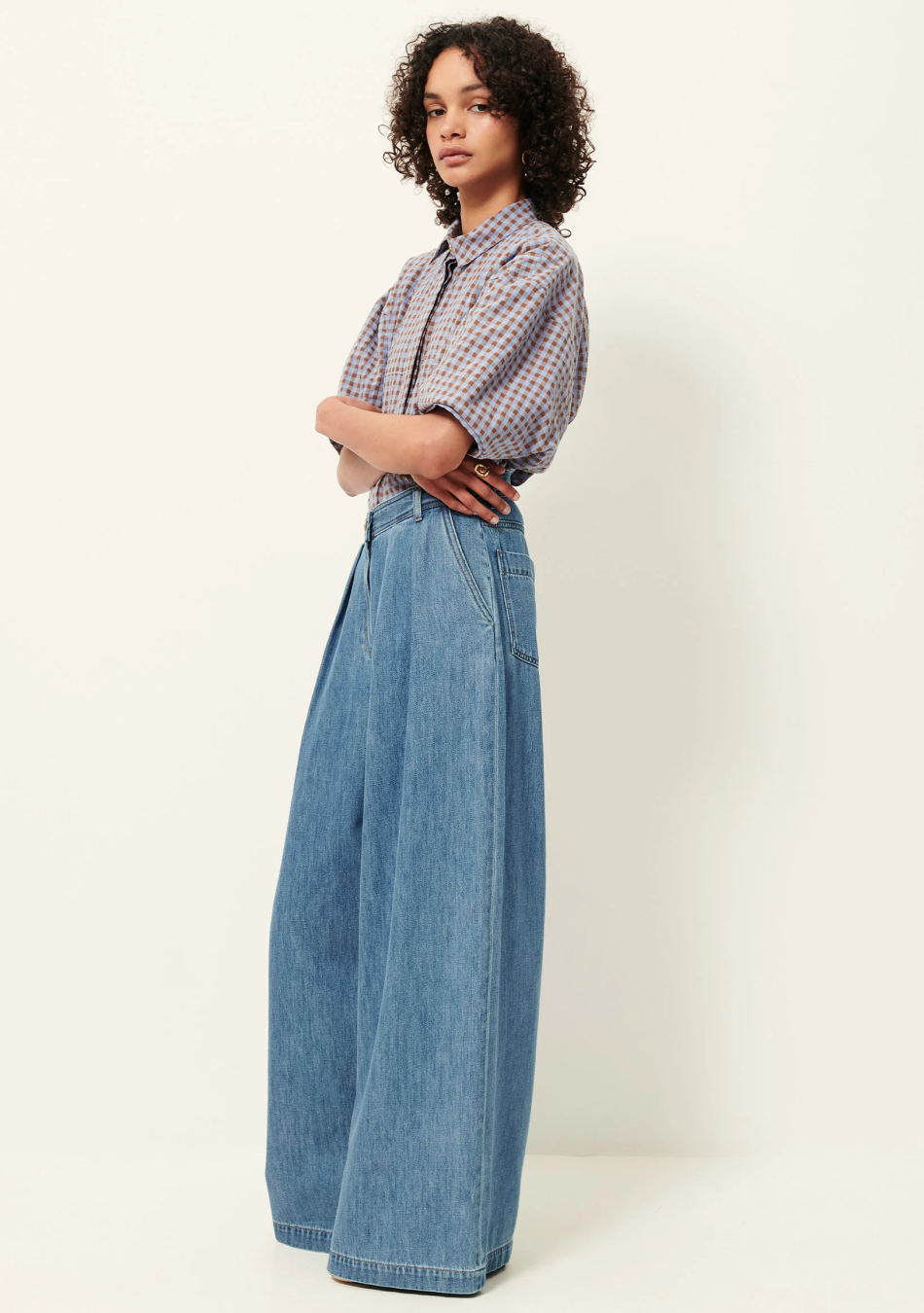 SESSÚN marca francesa de ropa de mujer con un estilo casual, femenino y minimal