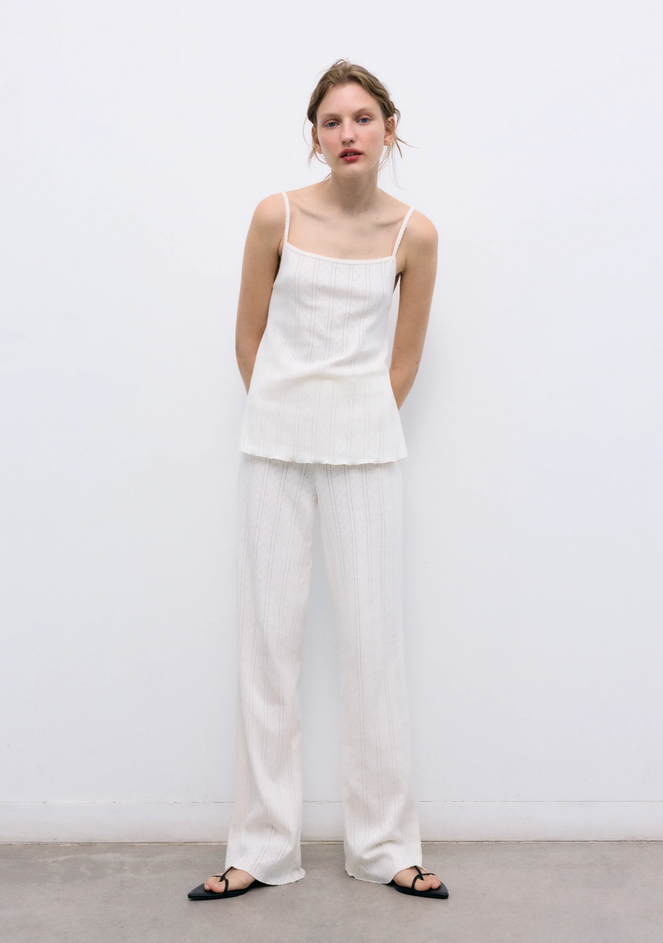 WE ARE THE NEW SOCIETY moda contemporánea, sostenible y atemporal para niños y adultos. Diseño cuidado y espíritu creativo.