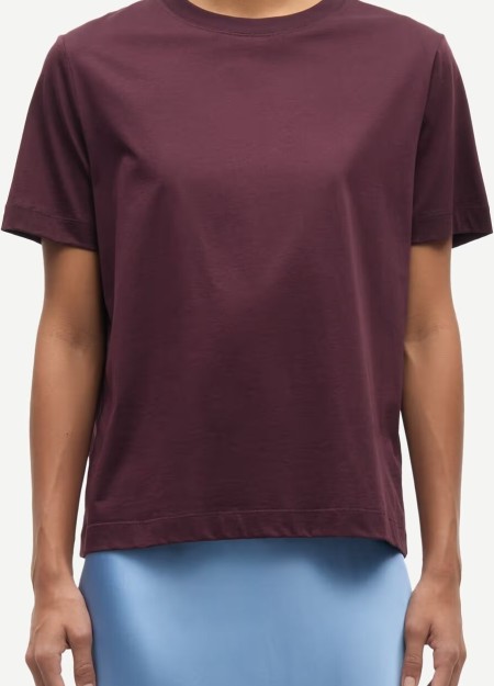 SAMSOE SAMSOE marca de ropa minimalista y contemporánea. Prendas sostenibles, versátiles y de alta calidad. 2