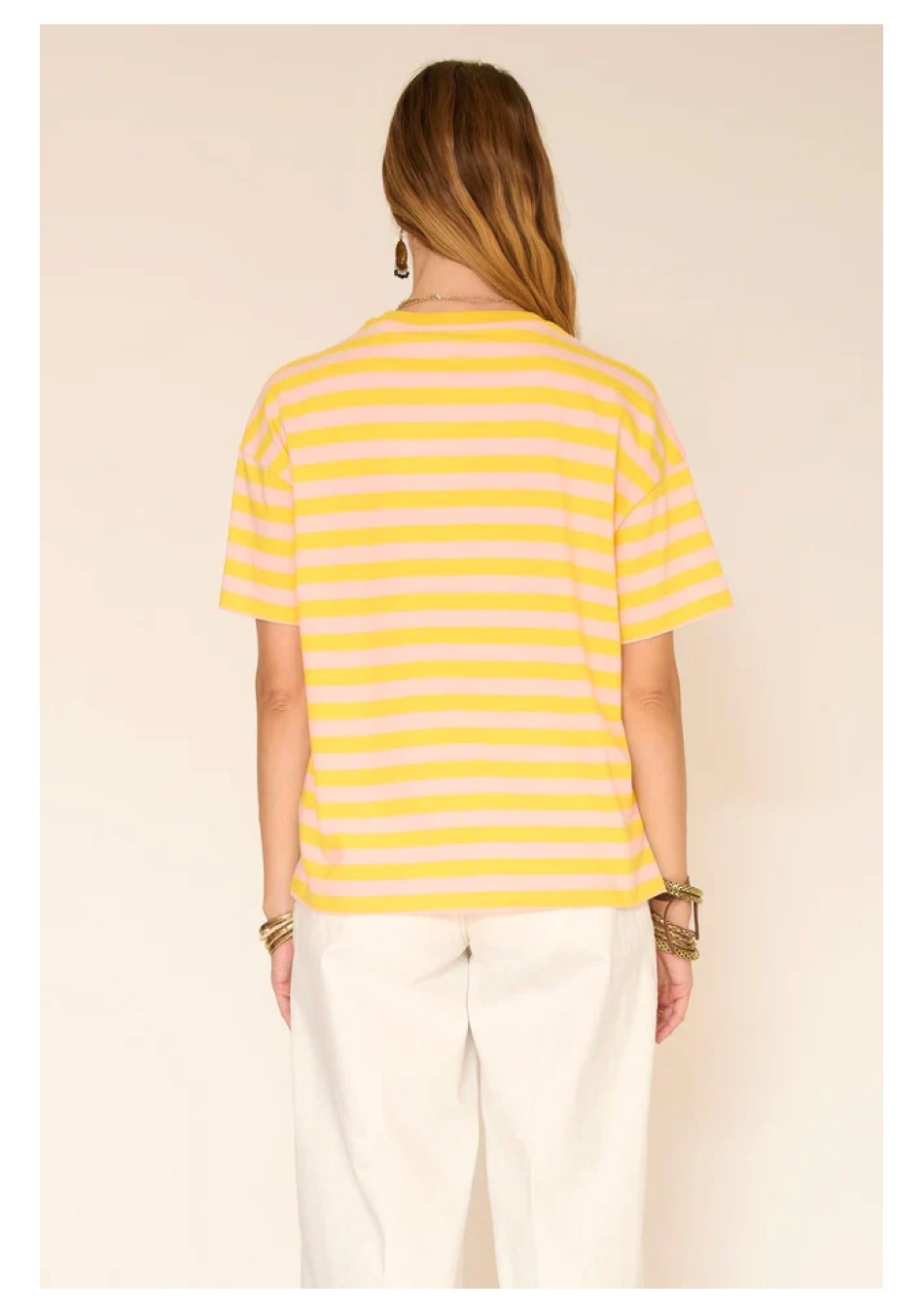 MKT es una marca que combina estilo urbano, comodidad y tendencia. Diseños versátiles para cualquier ocasión. Calidad, actitud y