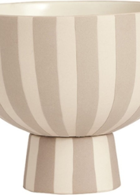 OYOY Living es una marca danesa de estilo escandinavo con filosofía basada en reinterpretar recuerdos de infancia. 2