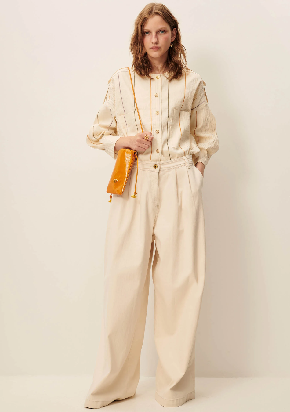 SESSÚN marca francesa de ropa de mujer con un estilo casual, femenino y minimal