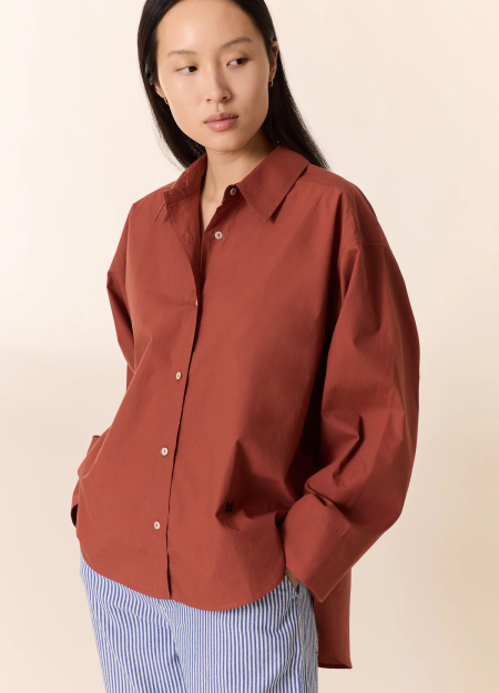 LEON6HARPER marca francesa de ropa de mujer  con algodones orgánico y de estilo casual y dinámico