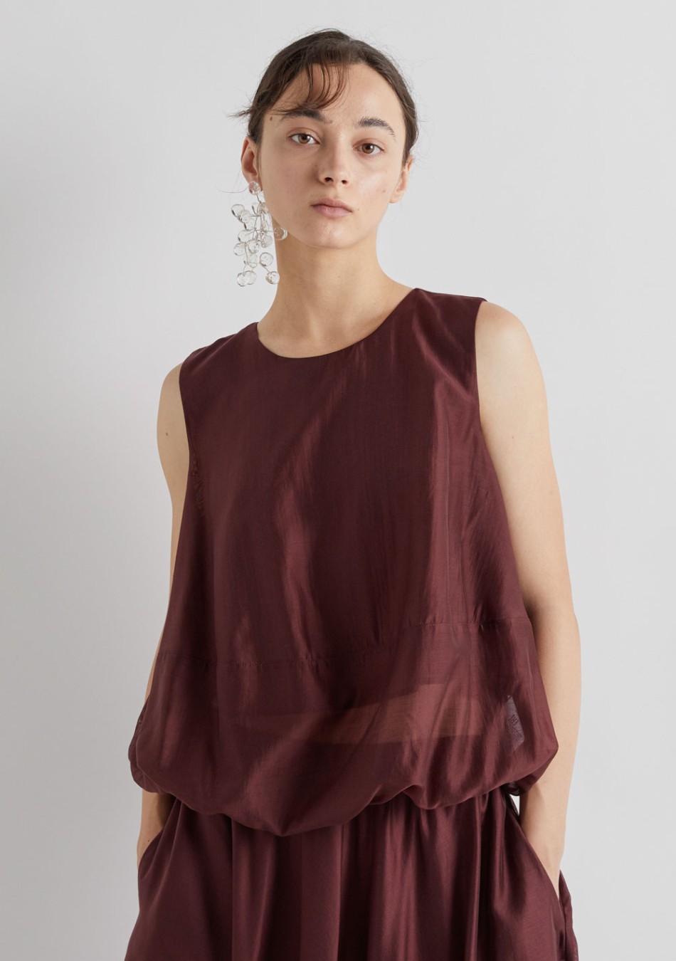 MMEIMEIJ marca de prendas elegantes, femeninas y fabricadas con tejidos de alta calidad que combinan diseño italiano, comodidad