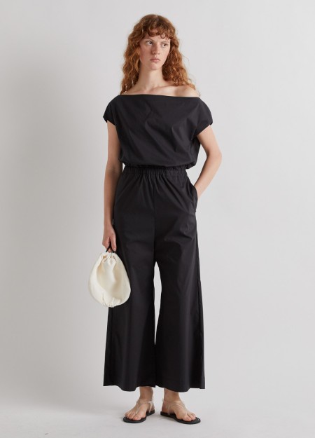 MMEIMEIJ marca de prendas elegantes, femeninas y fabricadas con tejidos de alta calidad que combinan diseño italiano, comodidad