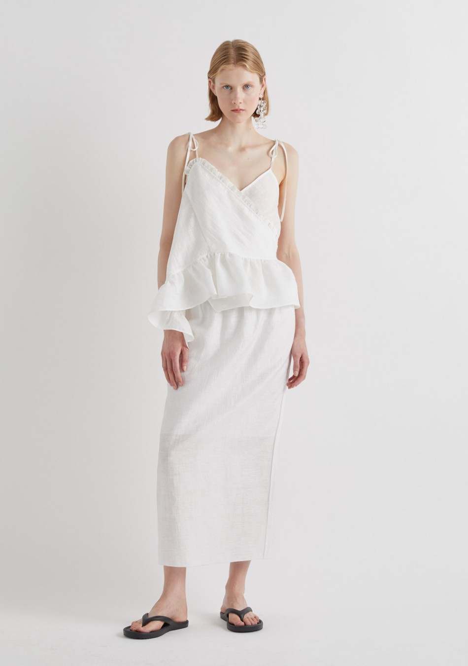 MMEIMEIJ marca de prendas elegantes, femeninas y fabricadas con tejidos de alta calidad que combinan diseño italiano, comodidad