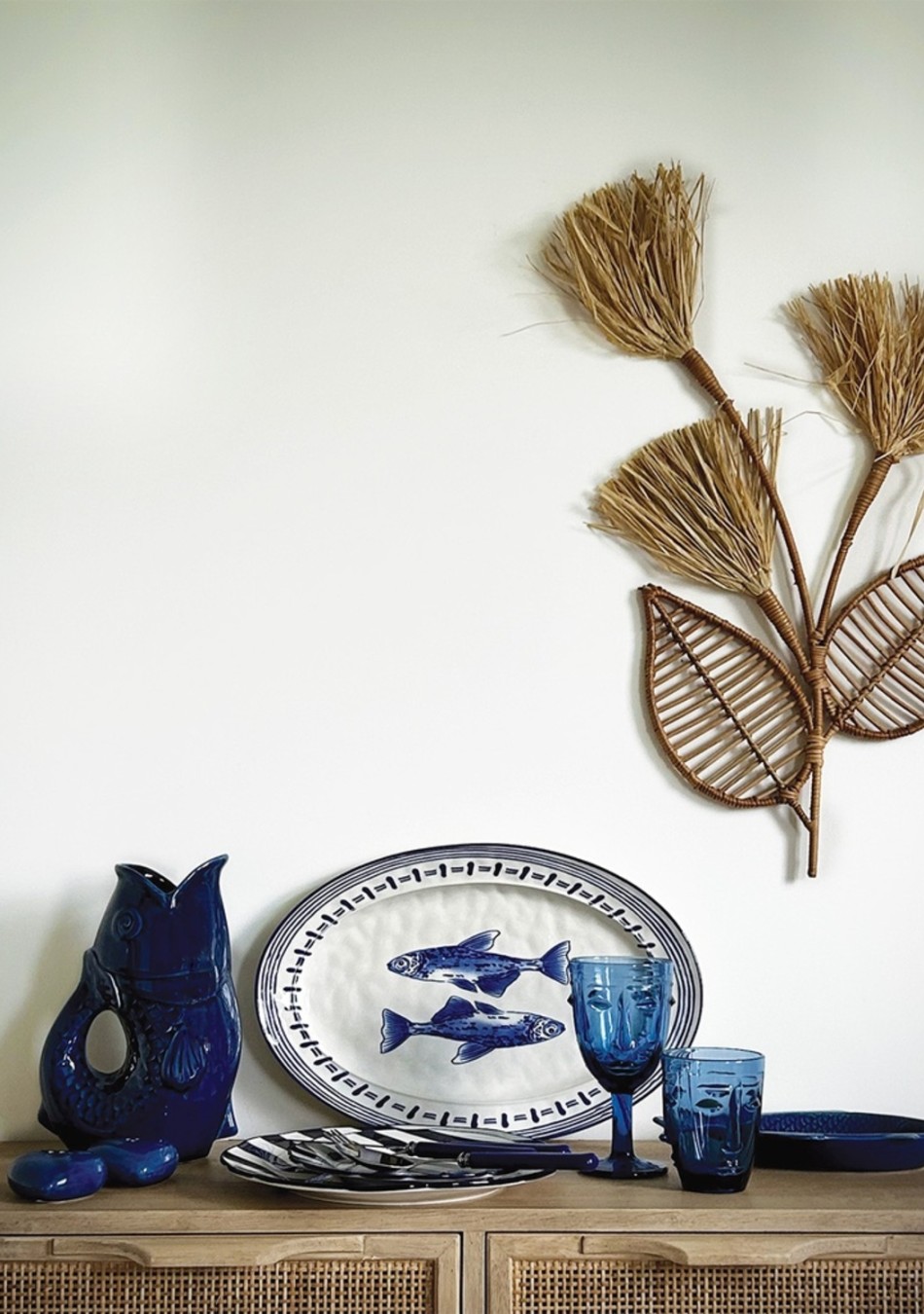 OPJEPT PARIS combina la sofisticación del diseño francés con la máxima calidad en cada producto. Desde accesorios hasta artículo