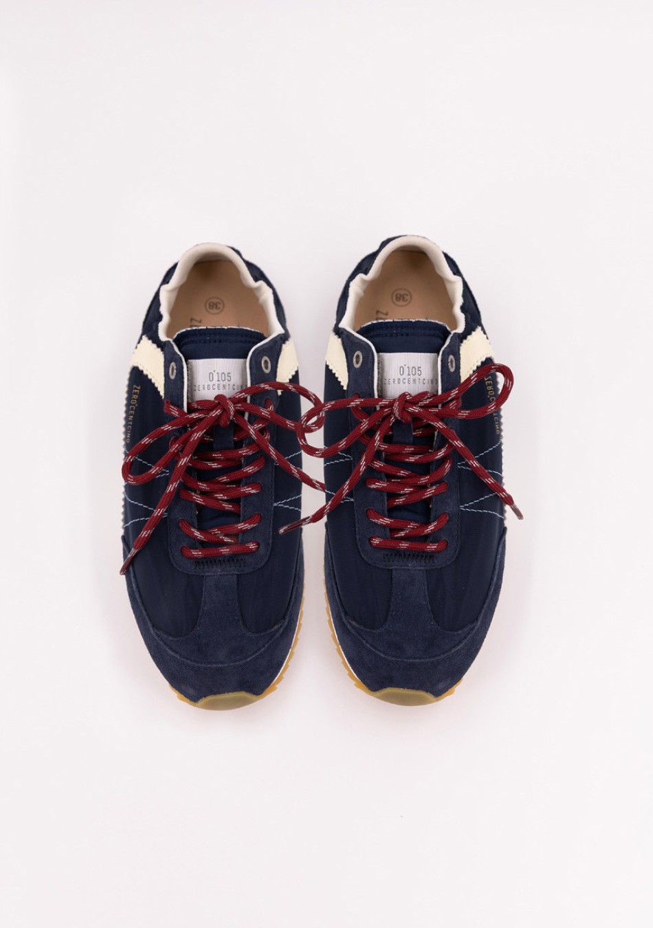 0-105 marca francesa de calzado con diseñó calidad y versatilidad