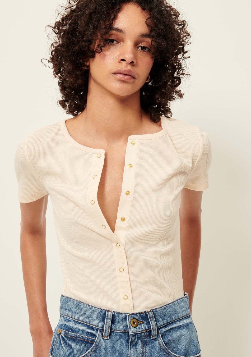 SESSÚN marca francesa de ropa de mujer con un estilo casual, femenino y minimal