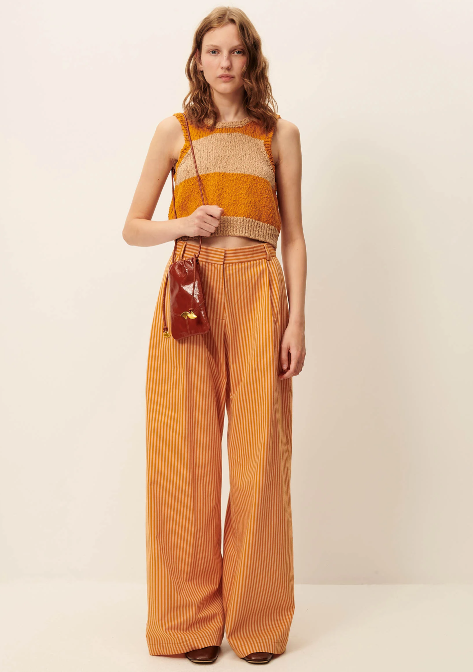 SESSÚN marca francesa de ropa de mujer con un estilo casual, femenino y minimal