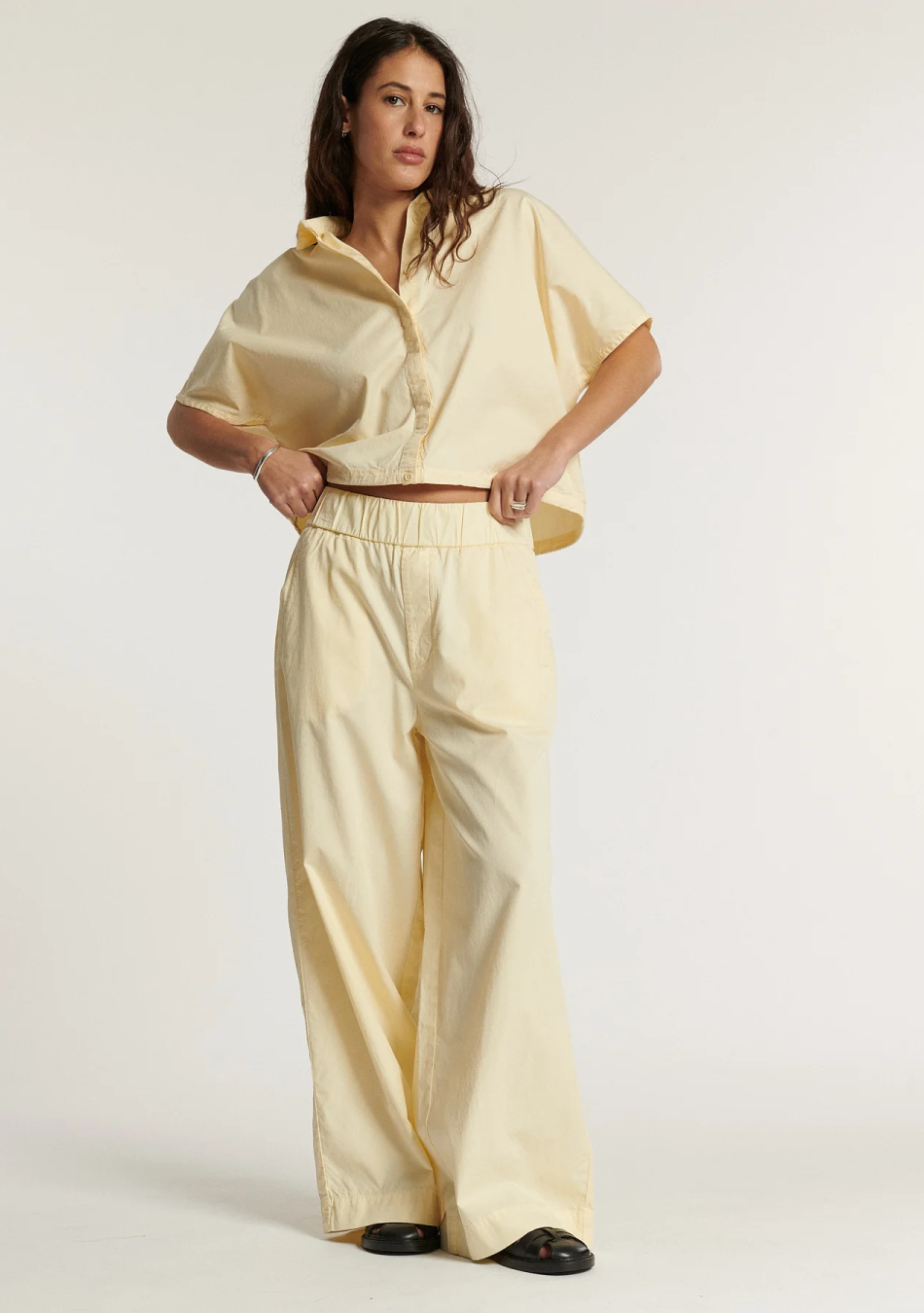 LABDIP marca francesa con una gran experiencia en denim y pantalones de tejidos ecológicos y bien confeccionados