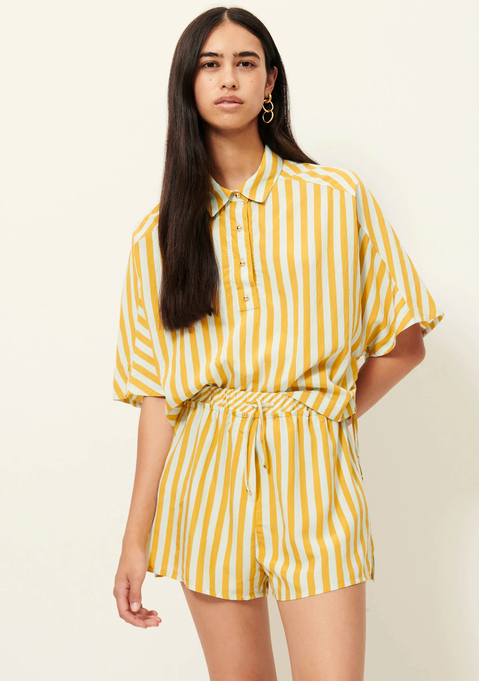 SESSÚN marca francesa de ropa de mujer con un estilo casual, femenino y minimal