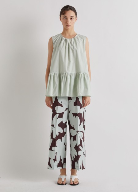 MMEIMEIJ marca de prendas elegantes, femeninas y fabricadas con tejidos de alta calidad que combinan diseño italiano, comodidad