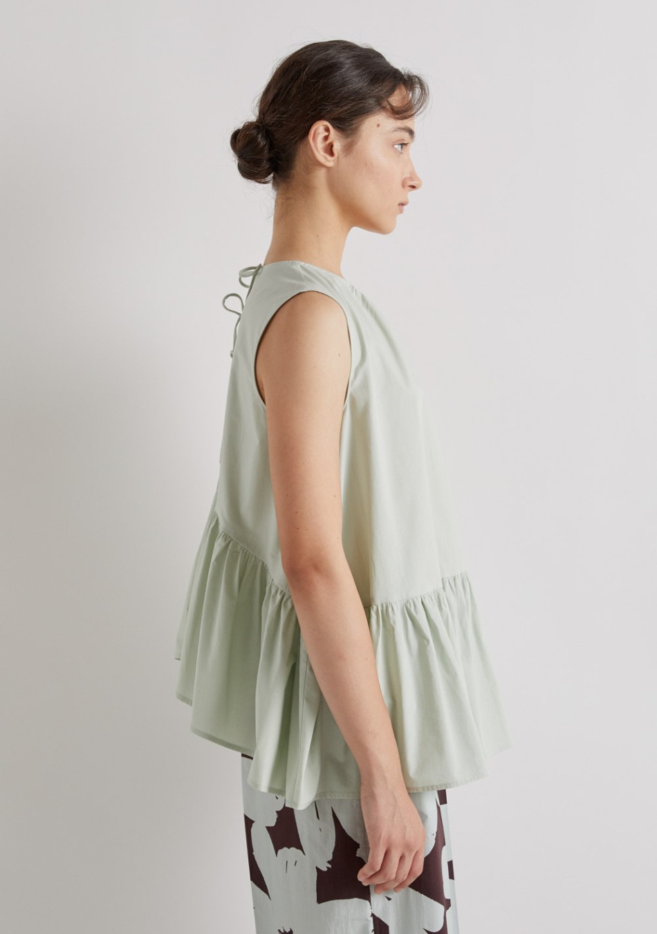 MMEIMEIJ marca de prendas elegantes, femeninas y fabricadas con tejidos de alta calidad que combinan diseño italiano, comodidad