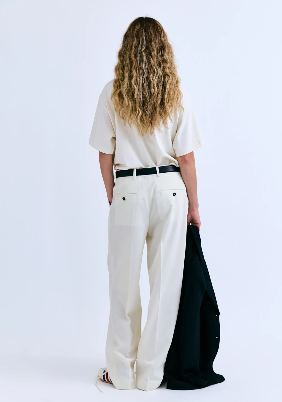 LOVE STORIES es una marca de lencería contemporánea que combina comodidad, estilo y feminidad. Especializada en prendas íntimas