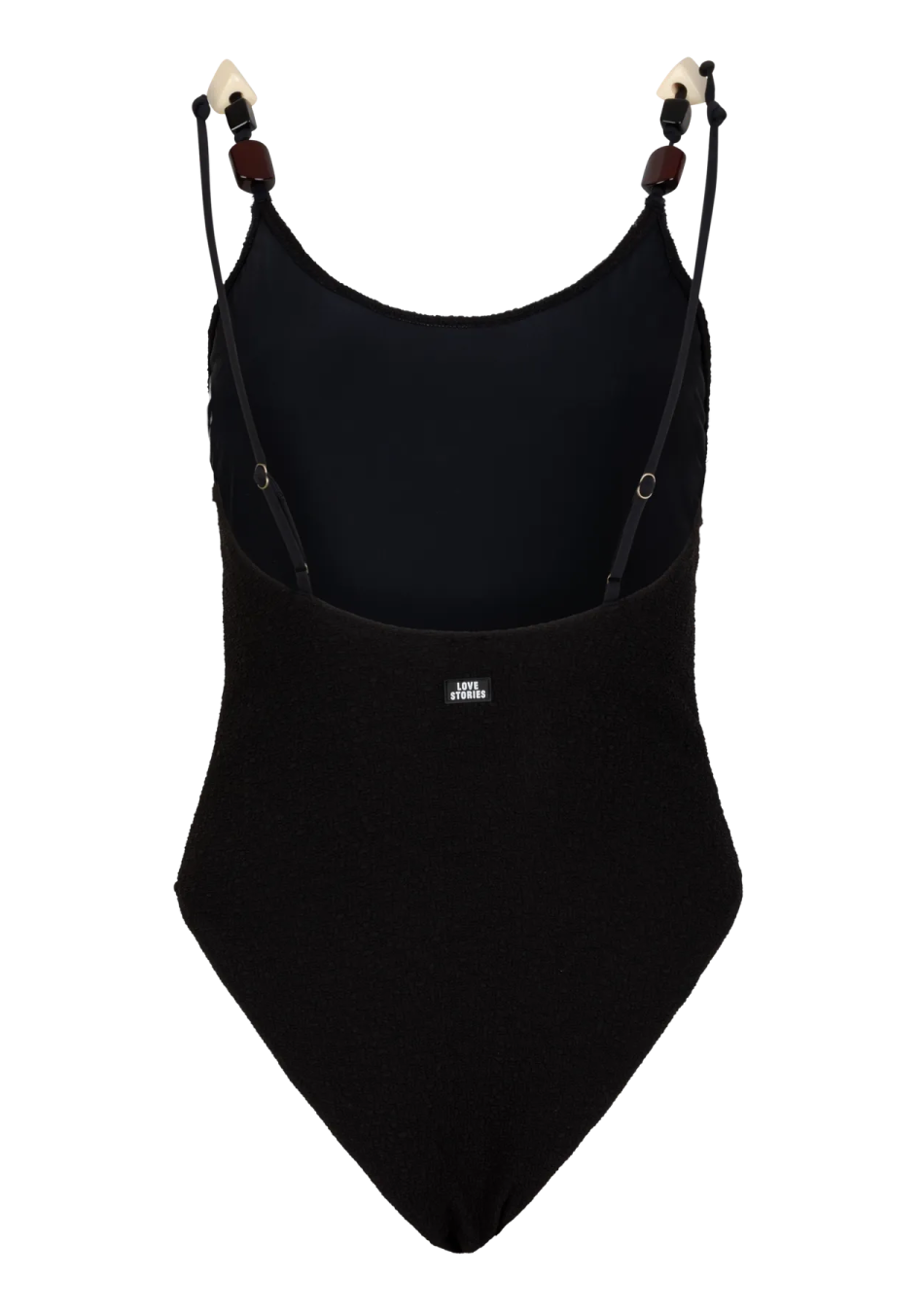 LOVE STORIES es una marca de lencería contemporánea que combina comodidad, estilo y feminidad. Especializada en prendas íntimas