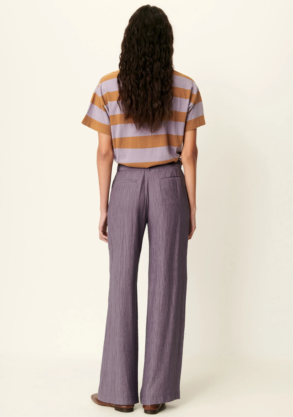 SESSÚN marca francesa de ropa de mujer con un estilo casual, femenino y minimal