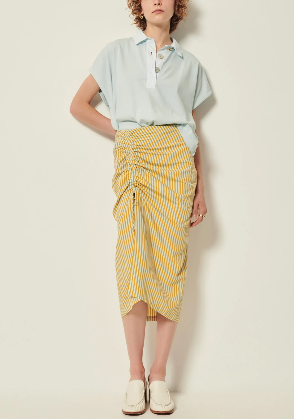 SESSÚN marca francesa de ropa de mujer con un estilo casual, femenino y minimal