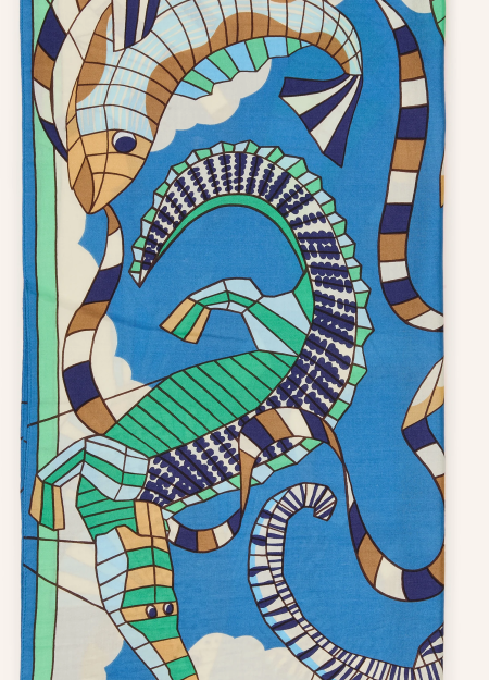 INOUI es una marca que representa sofisticación, minimalismo y carácter. Cada creación está diseñada para personas que valoran l 2