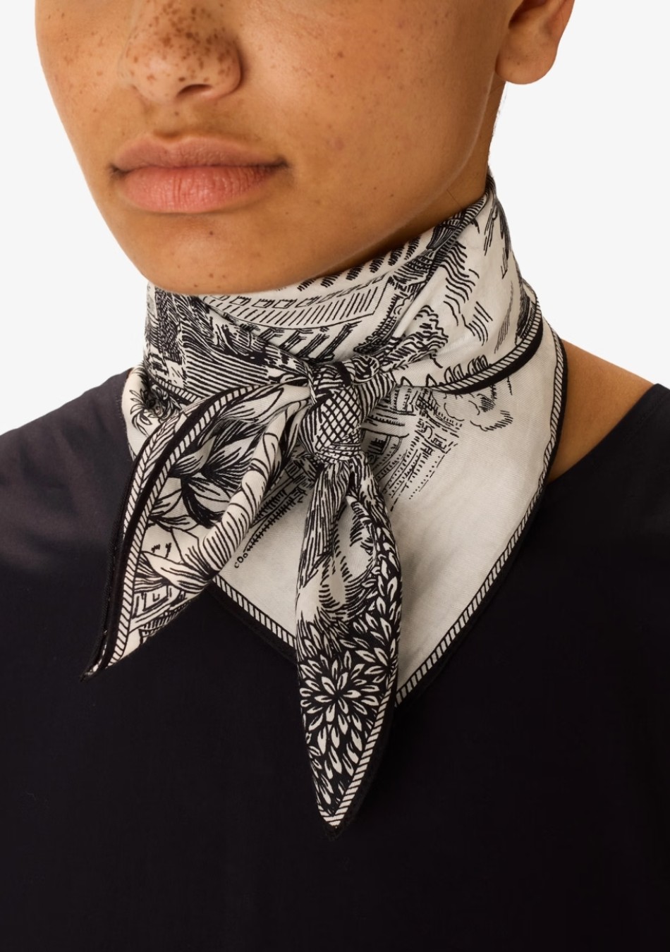 INOUI es una marca que representa sofisticación, minimalismo y carácter. Cada creación está diseñada para personas que valoran l